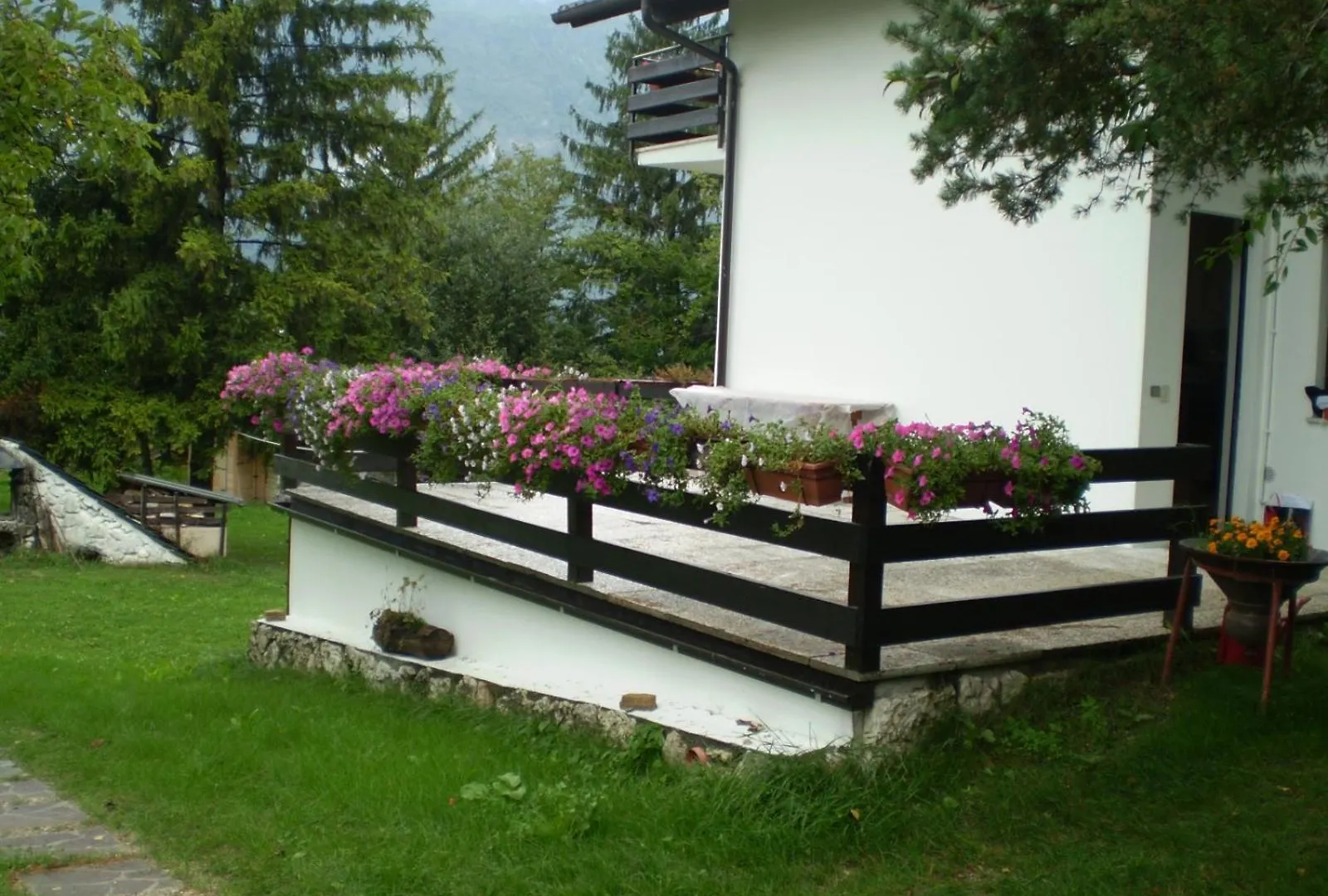 Garden Apartment Relax Barco  0*, Barco (Trentino) Italy